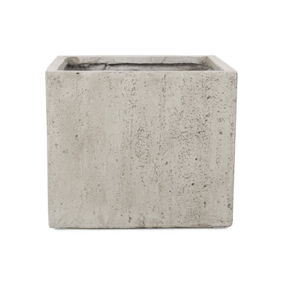 L 22 Planter Box
