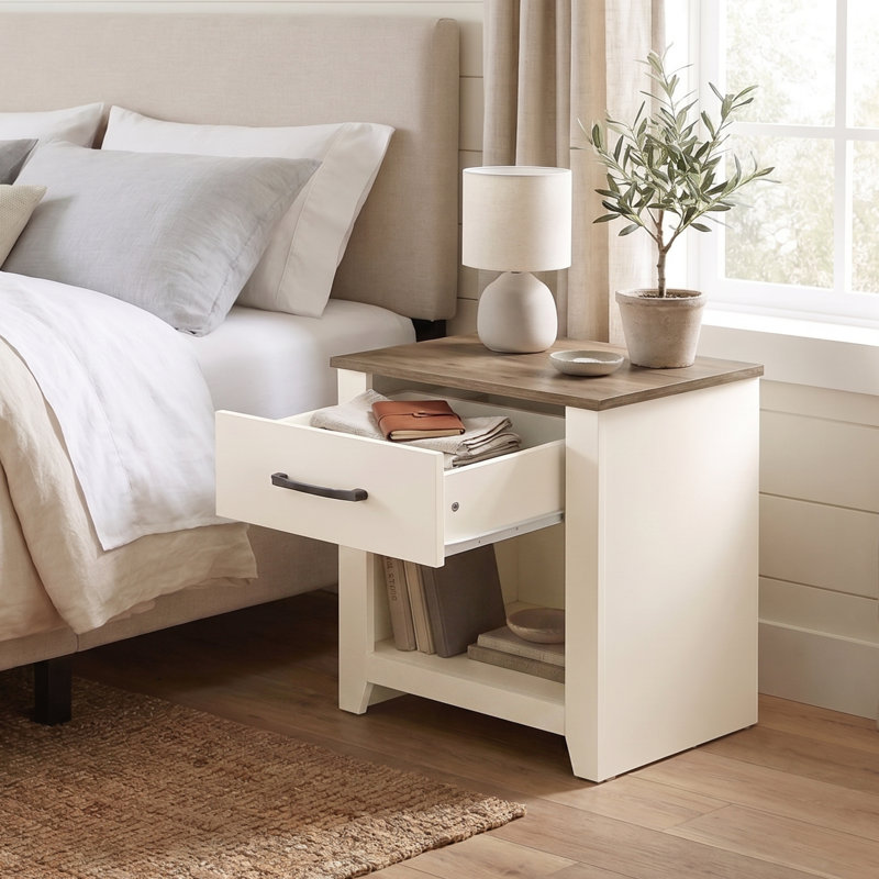Walter 18.9" W x 20.3" H 1 Drawer Wooden Nightstand with Open Shelf, Ivory/Knotty Oak