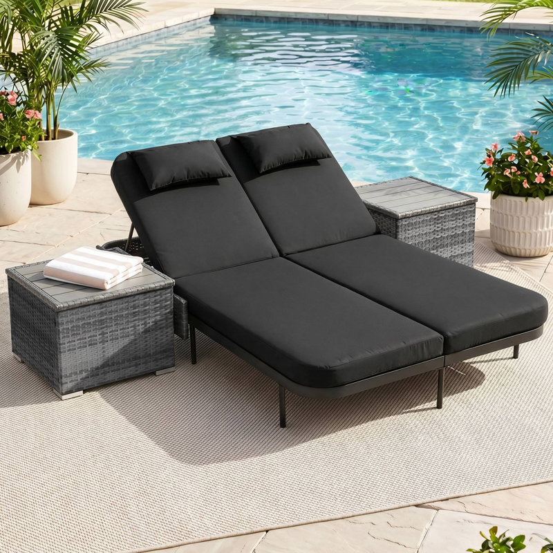 Chaise longue d'extérieur en osier avec table d'appoint et coussins, dossier inclinable réglable, Noir
