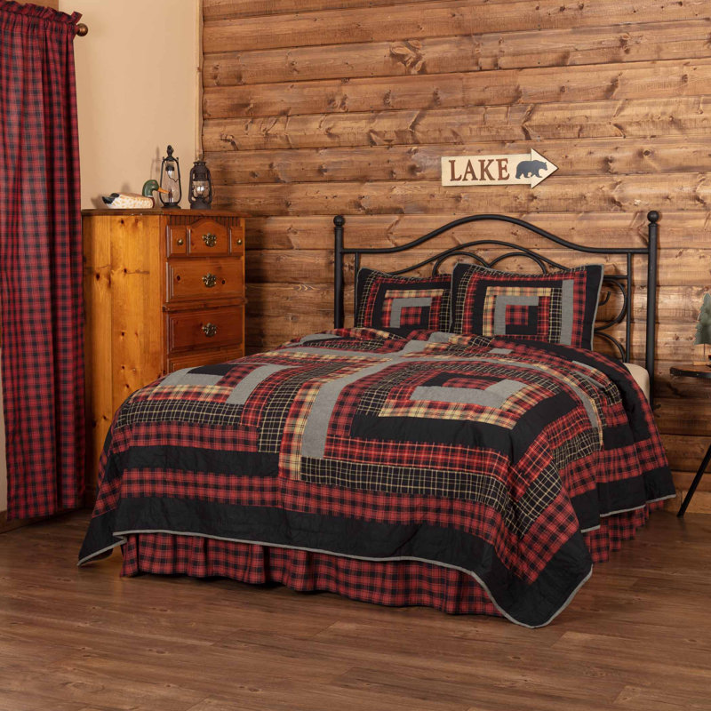 Cumberland Black and Red Cotton Reversible Queen Quilt Set