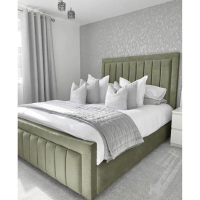 Bastiaan Upholstered Ottoman Storage Bed