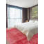 Tapis rouge foncé à transition de couleur 6 pi 9 po x 10 pi 1 po