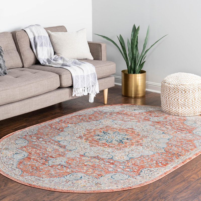 Alize Oriental Indoor Rug, Oval 4' x 5'11"