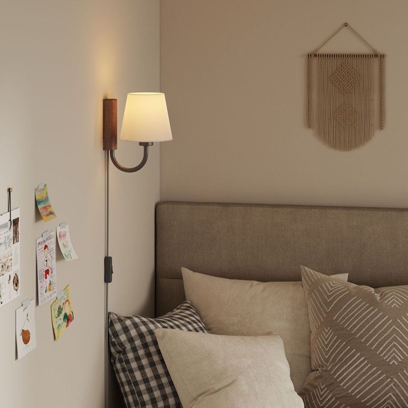 Applique murale pivotante Sunlit en noyer noir, Noyer