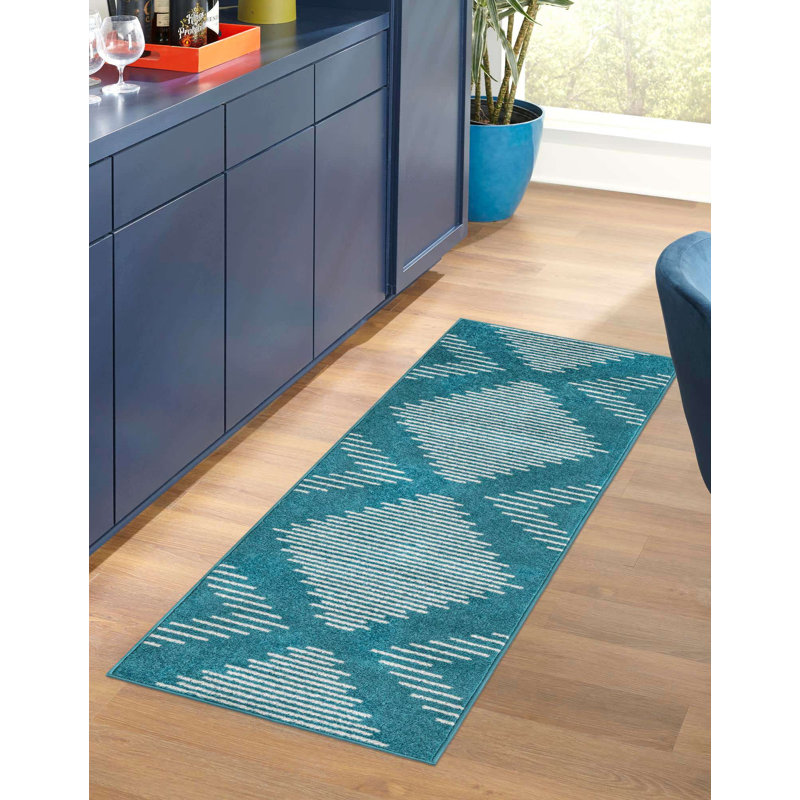 Chenille Geometric Indoor Rug, Runner 2' x 5'3"