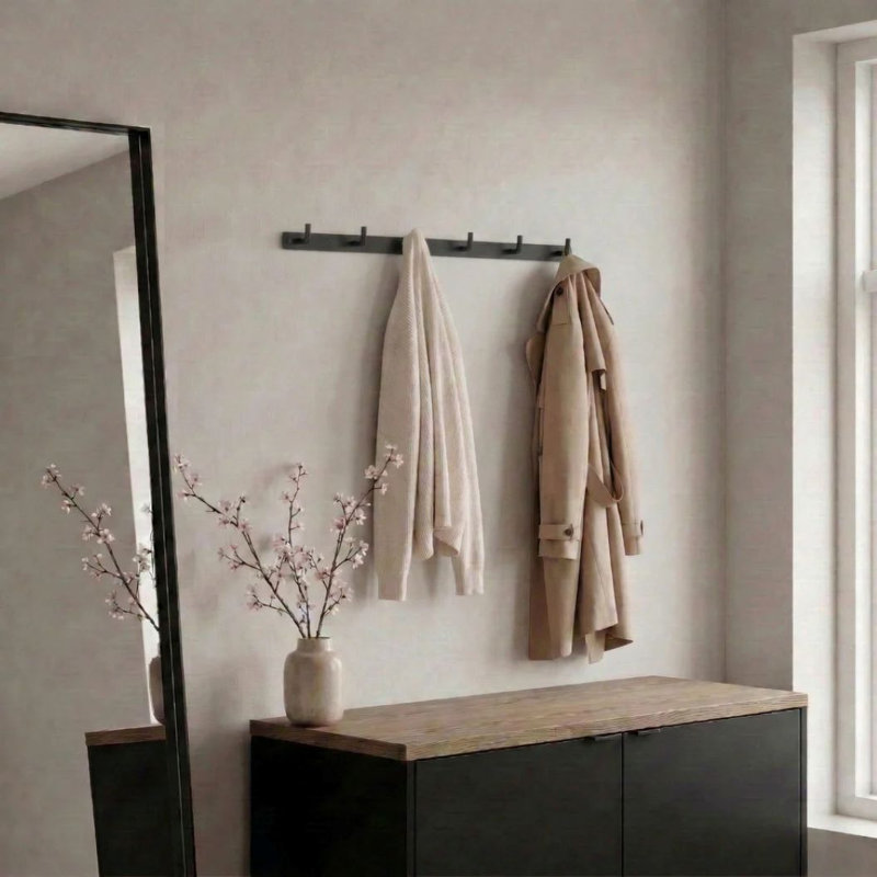 Wallmounted multi hook rack