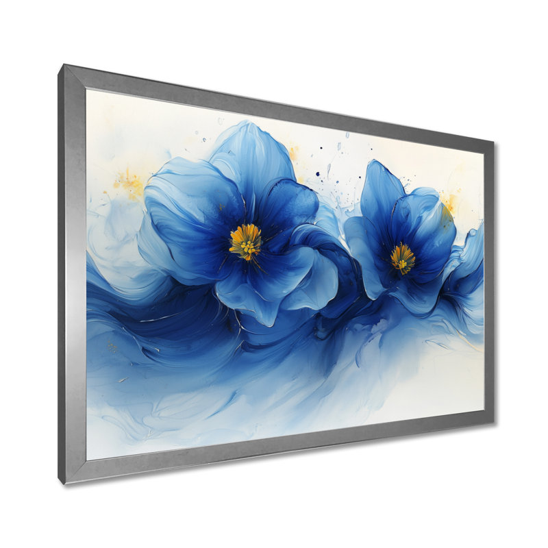 Blanc sur velours bleu jonquilles Bloom I - jonquilles murales pour le salon, H 34 po x l 44 po, Argent argent