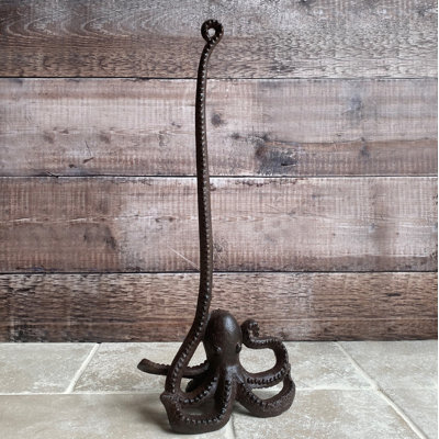 Laskie Iron Freestanding Paper Towel Holder