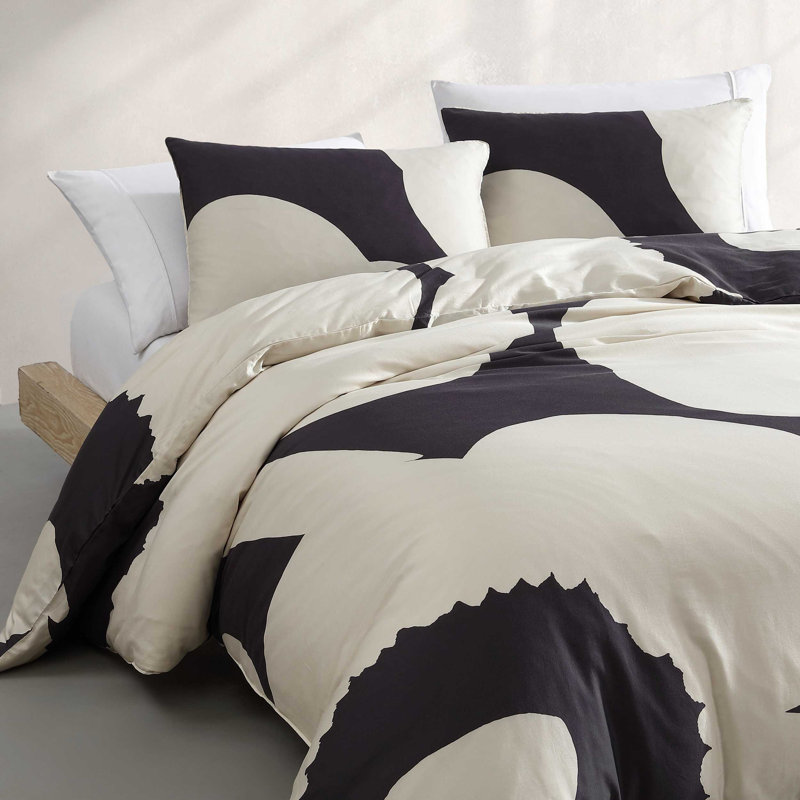 Iso Unikko Organic 100% Cotton Standard Duvet Cover Set, Queen Duvet Cover + 2 Standard Shams