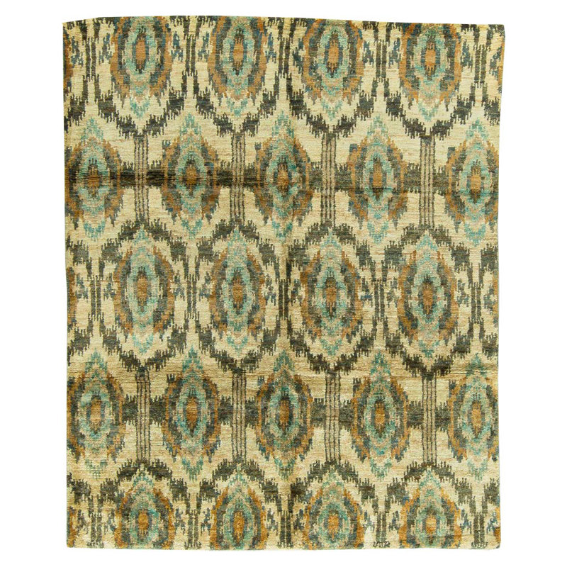 Area Rug in Ivory