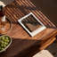 Table à thé en bois massif au design minimaliste