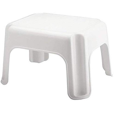Rubbermaid Durable Plastic Step Stool w/ 300-LB Weight Capacity, White