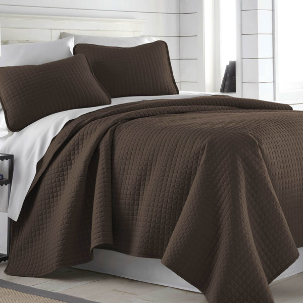 Rugeley Microfiber Reversible Quilt Set Alcott Hill Color: Taupe, Size: Queen Quilt + 2 Queen Shams