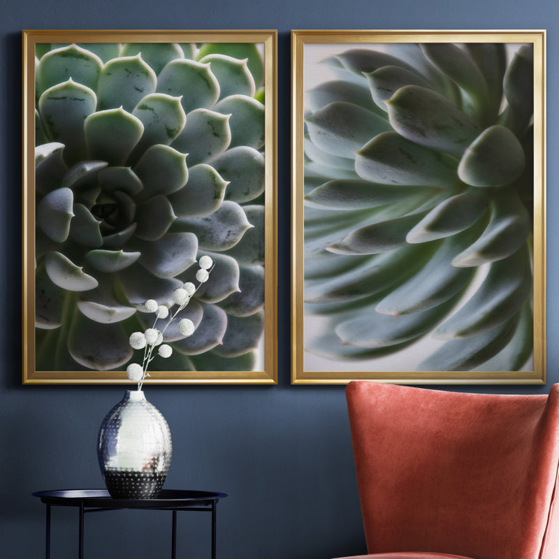 Irene Weisz - ensemble de 2 reproductions de photos, Toile encadrée dorée, Pas de tapis, H 26,5 po x l 73 po x P 1,5 po