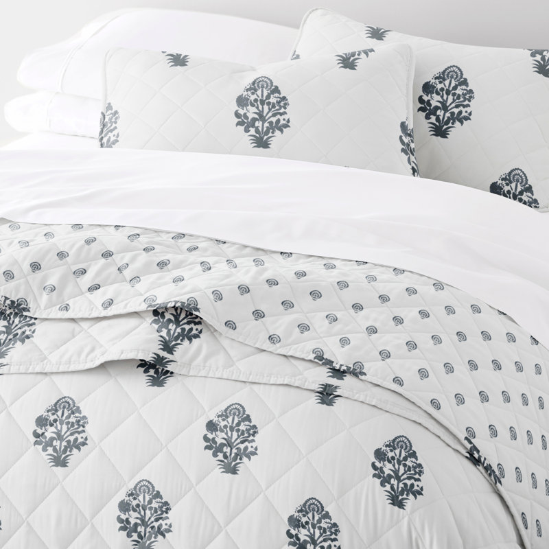 Quilt Set - Lightweight - All Season Quilted Coverlet -Stamped Bloom Dusk Blue, King Quilt + 2 King Shams
