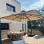Porte-parapluie carré en porte-à-faux 156 po WInon, beige-552757252-580768578