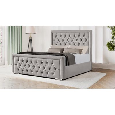 Brentley Upholstered Bed