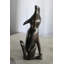 Petite statue en aluminium «Coyote Hurlant» Collection Faune 6 po x 8 po x H 14 po