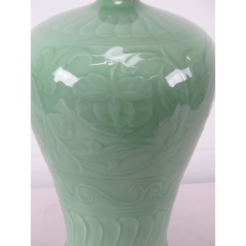 Asian Classic Handmade Table Vase