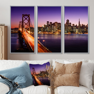 «San Francisco Skyline And Bay Bridge», ensemble de 3 toiles encadrées