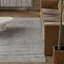 Tapis intérieur rayé gris / beige 5 pi x 7 pi (5 pi 3 po x 7 pi 1 po) Solena Branch, contemporain, à poils courts et résistant aux taches-706484428