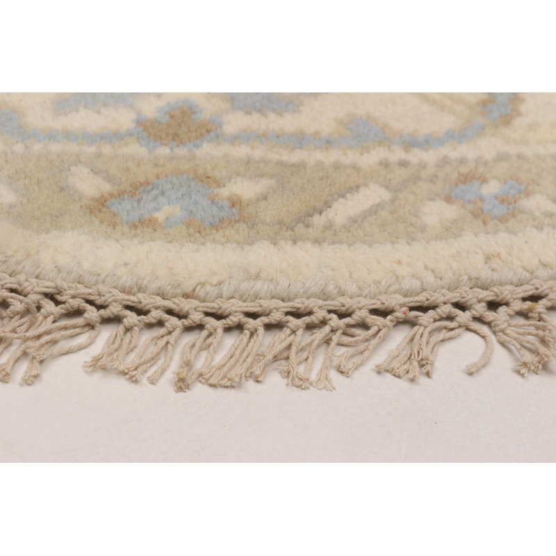 Tapis crème Royal Oushak 5 pi 11 po x 5 pi 11 po