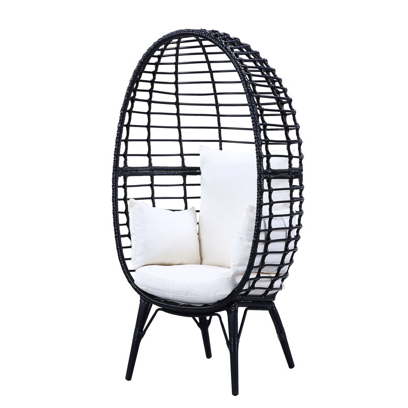 Chaise longue de patio en osier avec coussins amovibles Magnus