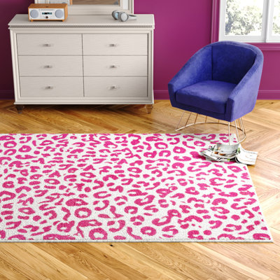 Tapis rose à imprimé léopard Kaitlin