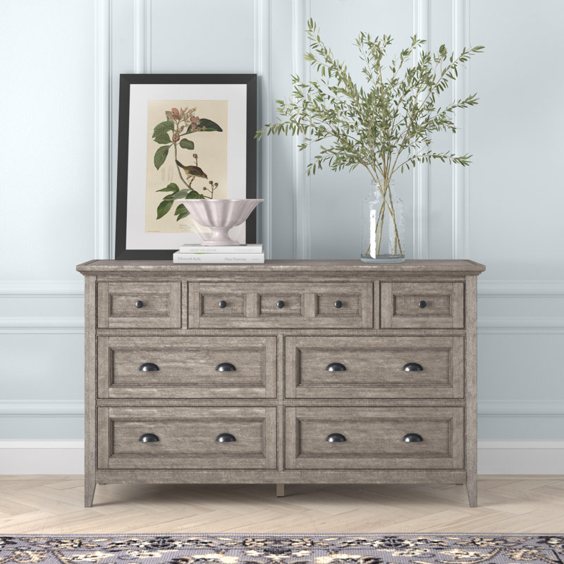 Richlands 64'' W 7 - Drawer Dresser