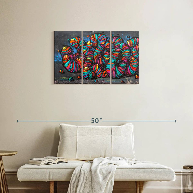 Brampt Street Worms, 20" H x 33" W