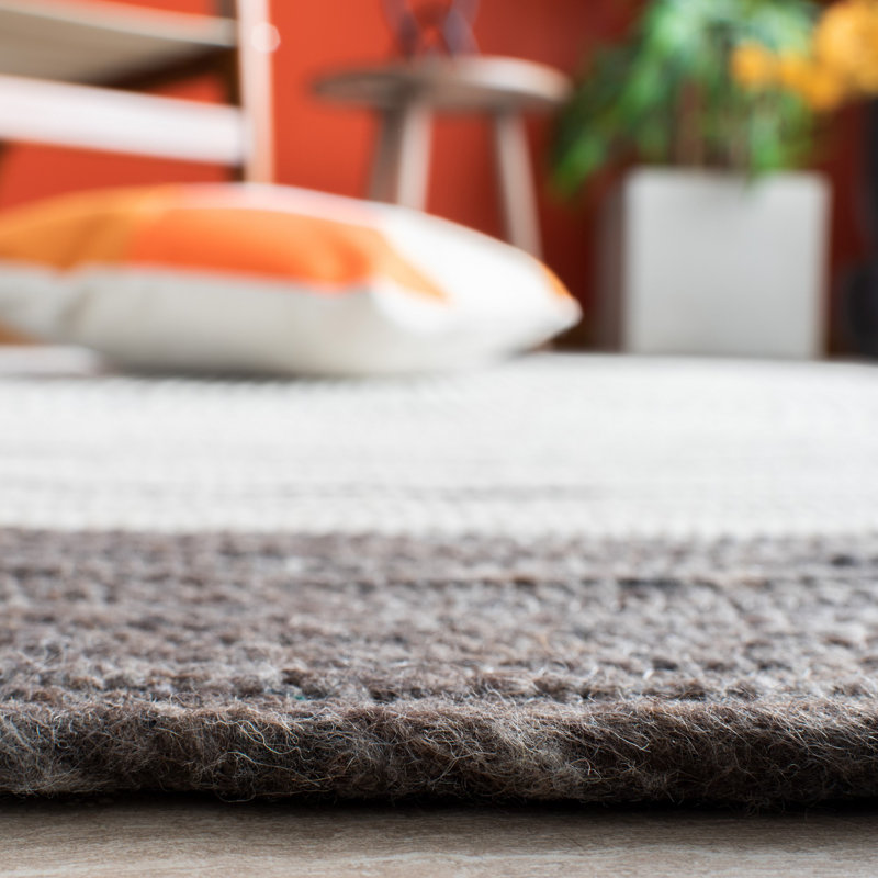Mcconnell Hand Woven Wool/Cotton Rug in Charcoal/Ivory, Round 6'