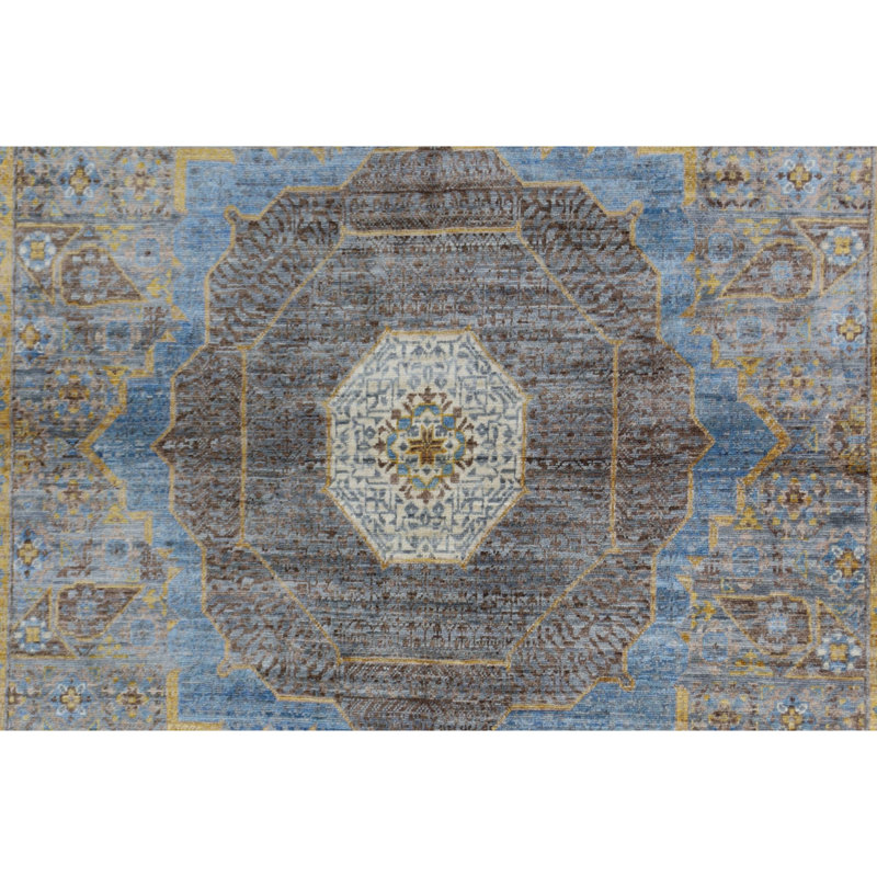 Hand Knotted Wool Area Rug in Silver And White, Rectangle 4'10" x 7'
