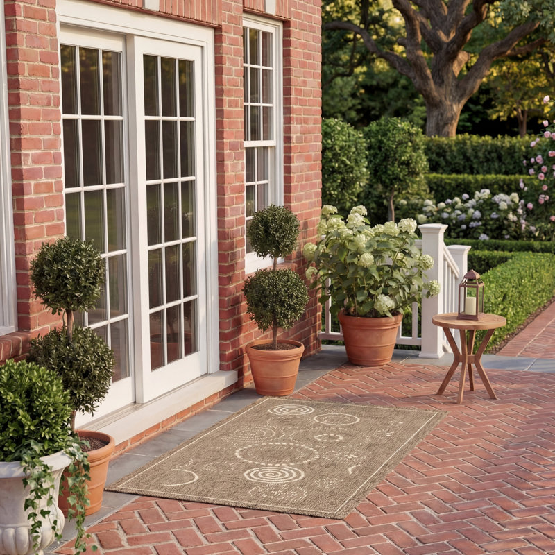 Herefordshire Performance Geometric Indoor/Outdoor Area Rug, Rectangle 2' x 3'7"