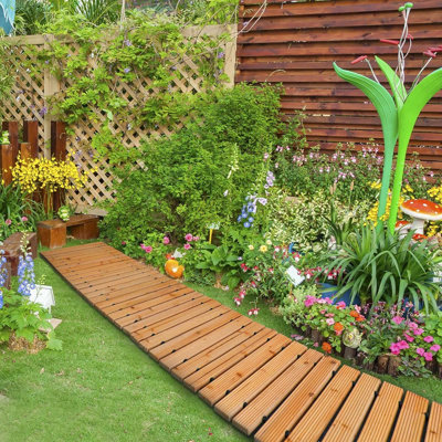 Thailia Wood Pathway