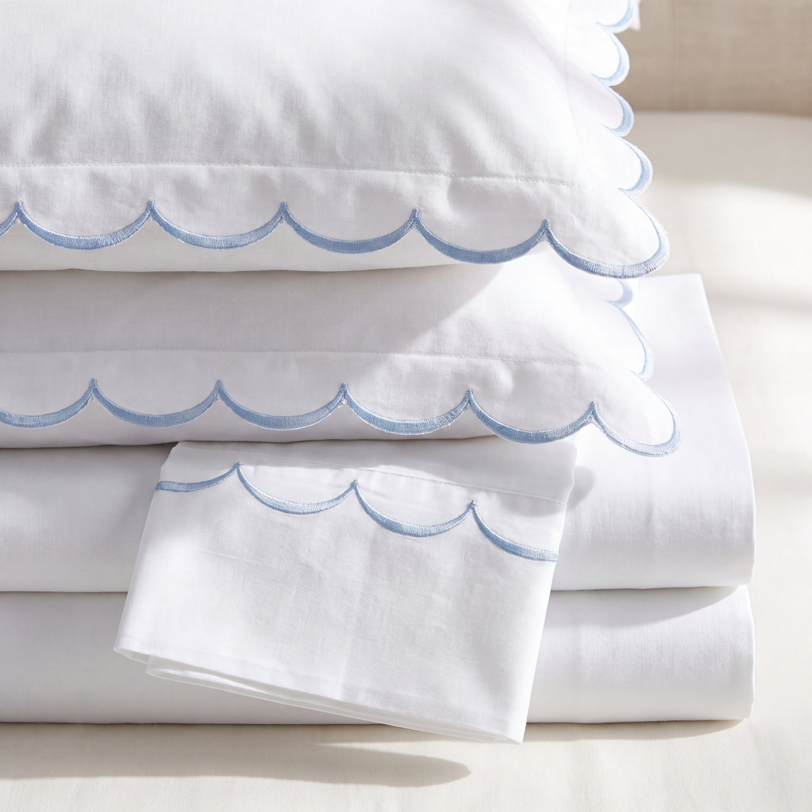Camillo Cotton Sheet Set, Queen Sheet Set + Fitted Sheet + 2 Pillowcases, Blue