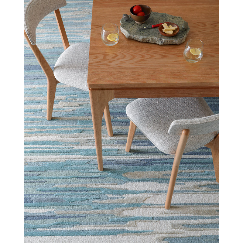 Tapis bleu / ivoire en laine touffeté à la main Skye, Rectangle 7 pi 6 po x 9 pi 6 po
