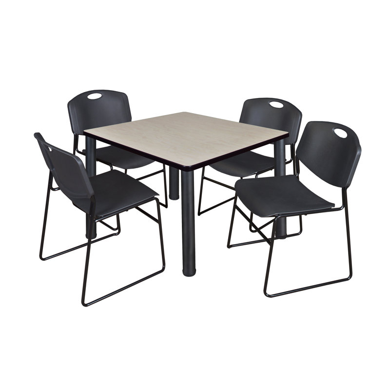 Plateau de table Kee Square, 4 chaises empilables Zeng, Noir, H 29 po x l 36 po x P 36 po, Érable