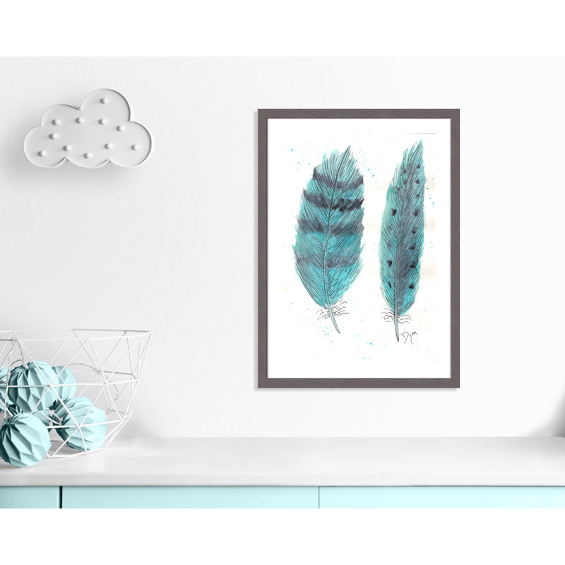 «Feathers in Turquoise II», art encadré, H 36,5 po x l 26,5 po x P 0,6 po, Encadrement fil du bois gris