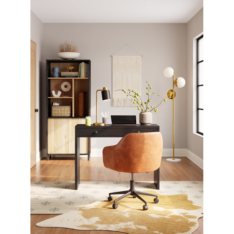 Khambrel Metal Desk Lamp, Brass
