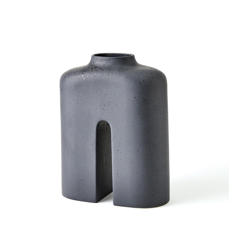 Vase de table en grès fait à la main, H 14,25 po x l 11,75 po x P 5,25 po