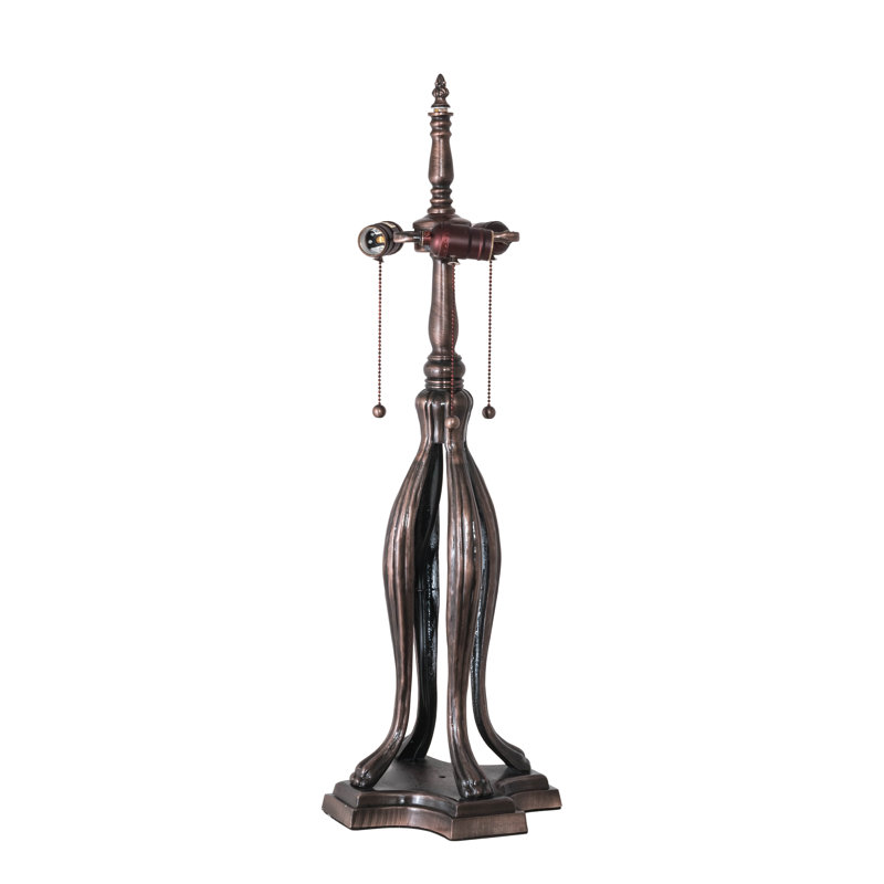 Roseborder Table Lamp