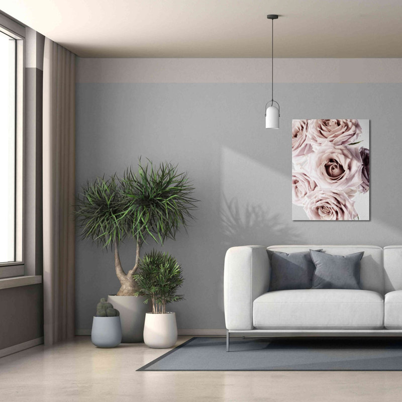 «Dusty Rose Cluster» par Elise Catterall, estampe numérique sur toile, H 34 po x l 26 po x P 1,5 po