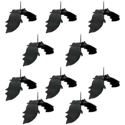 10 Pcs Halloween Hanging Ornaments Realistic Bat Decorations Rubber Horror Bat Decor For Outdoor Indoor Hanging Vampire Flying Bats For Home Halloween Party,Haunted House