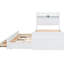 Lit simple avec prises de tête de lit et espace de rangement pratique