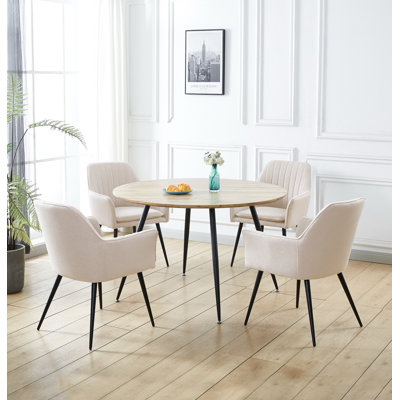 Mose 4 - Person Dining Set