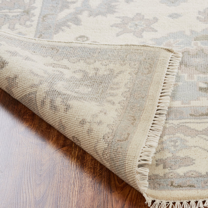 Neerav Wool Oriental Area Rug in Ivory, Rectangle 8'6" x 11'6"