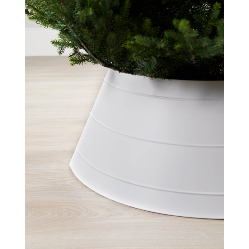 Metal Tree Collar