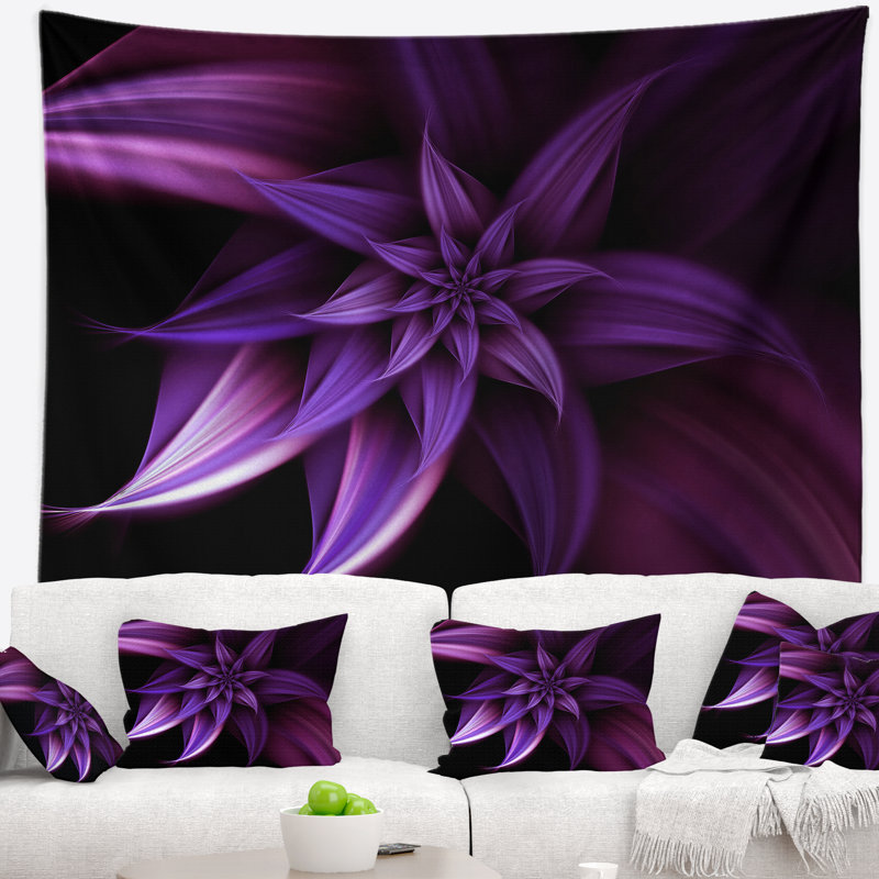 Tapisserie mauve à motif floral, H 32 po x l 39 po