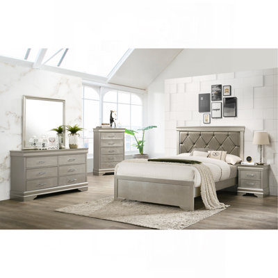 Meuble de chambre moderne capitonné beige