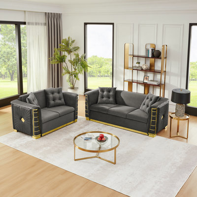 Ensemble de canapés convertibles de luxe en velours italien avec accents dorés et coussins décoratifs